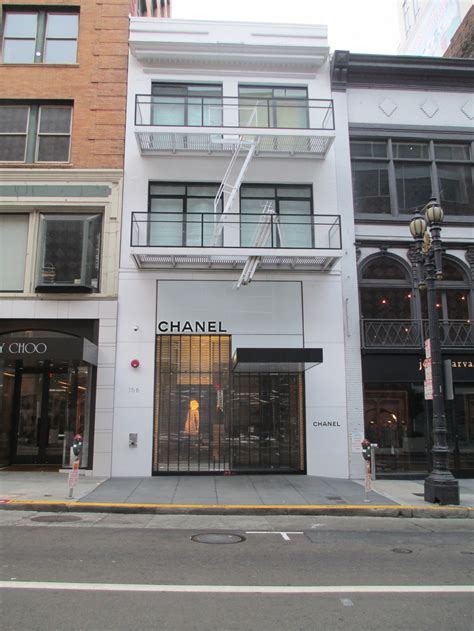 Chanel, 156 Geary St, San Francisco, CA 94108, US 